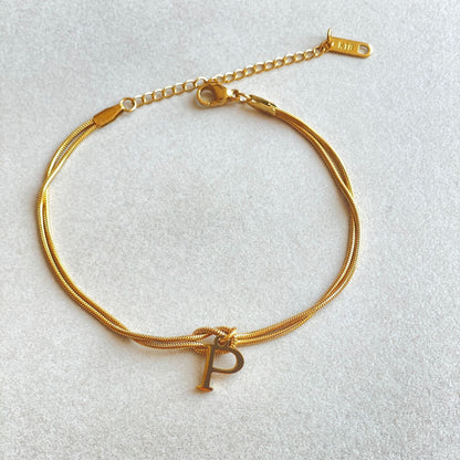 A-Z Love Knot Bracelet – Personalized Gold Charm