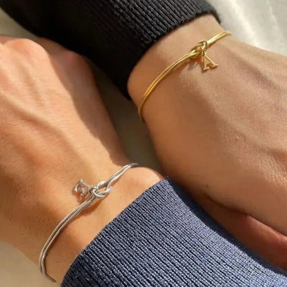 A-Z Love Knot Bracelet – Personalized Gold Charm