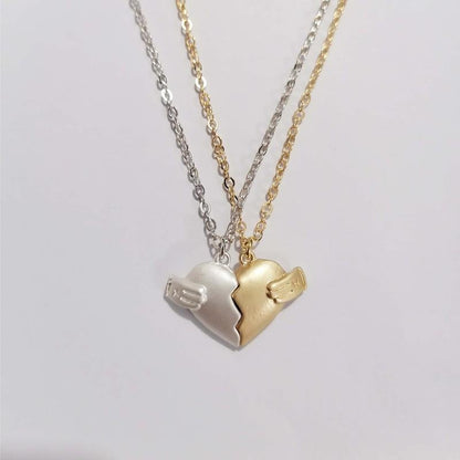 Magnetic Heart Necklace Set (2pcs)