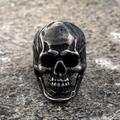 Punk Skull Ring – Bold Halloween Statement