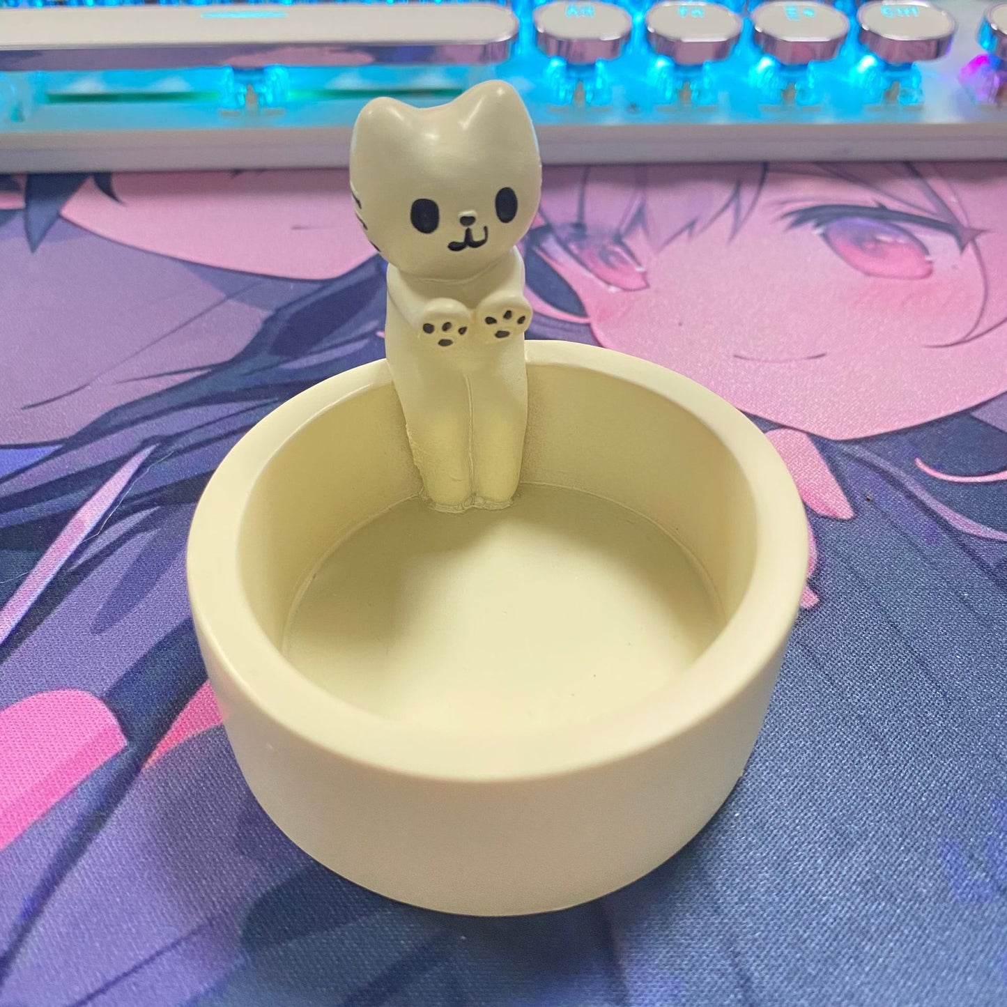 Cartoon Kitten Candle Holder